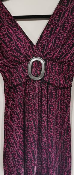 Beautiful Dress - Picture 1 of 5